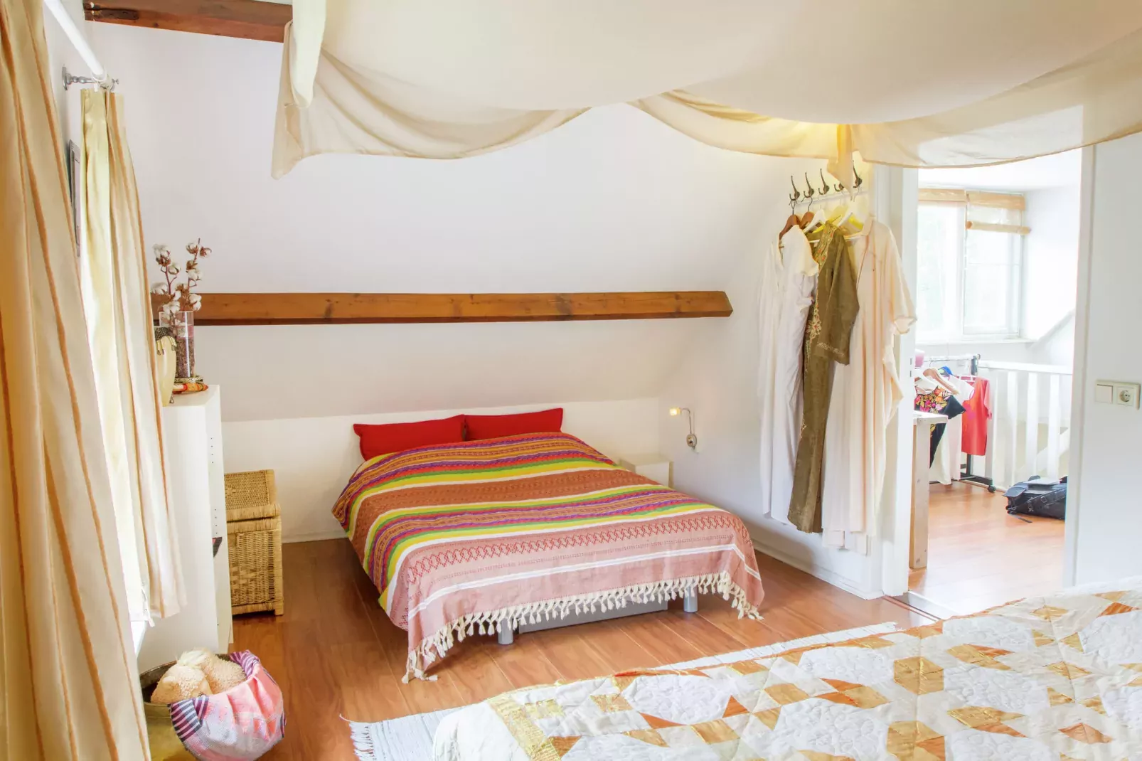 Smitske-Bedroom