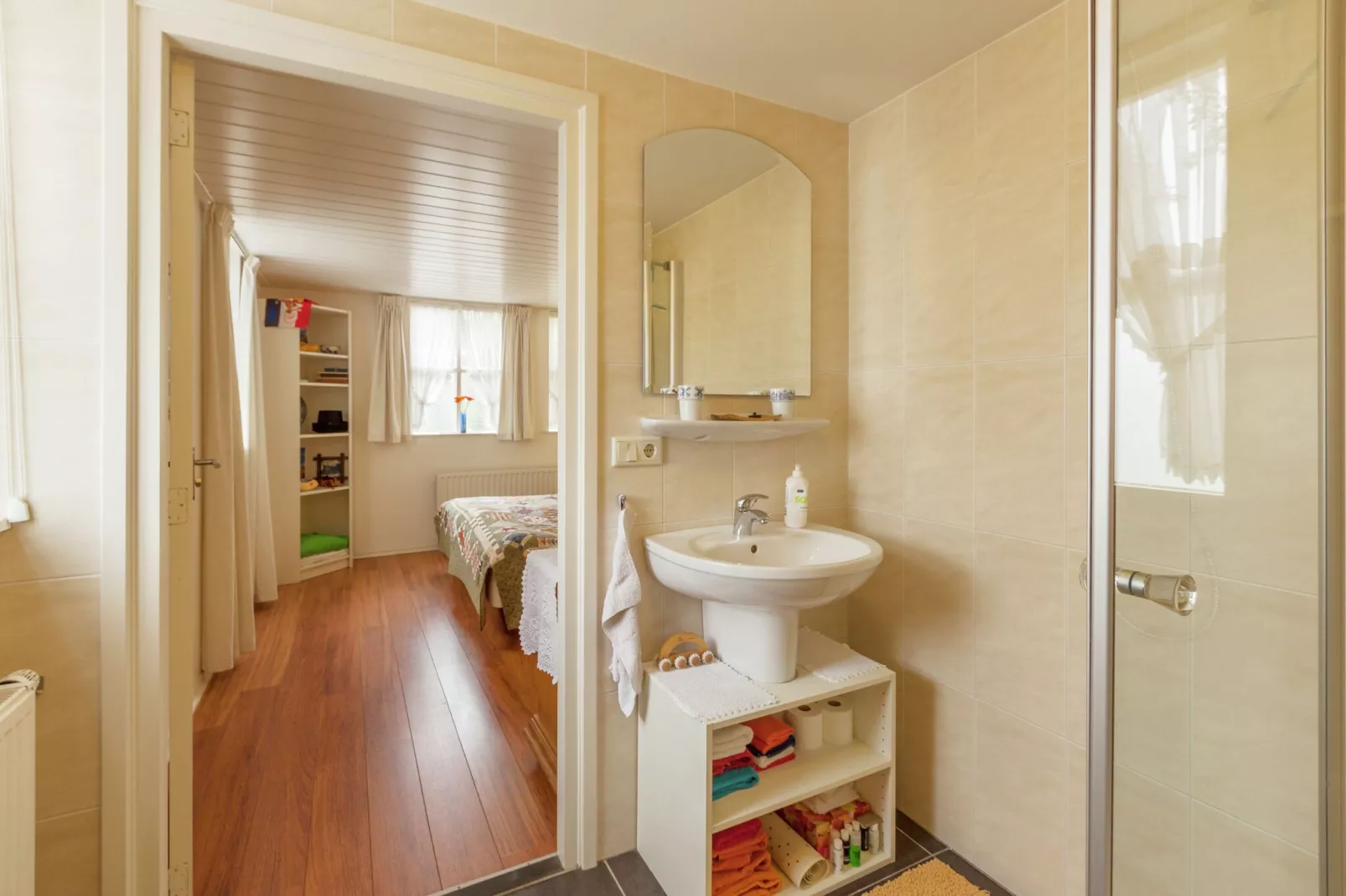 Smitske-Bathroom