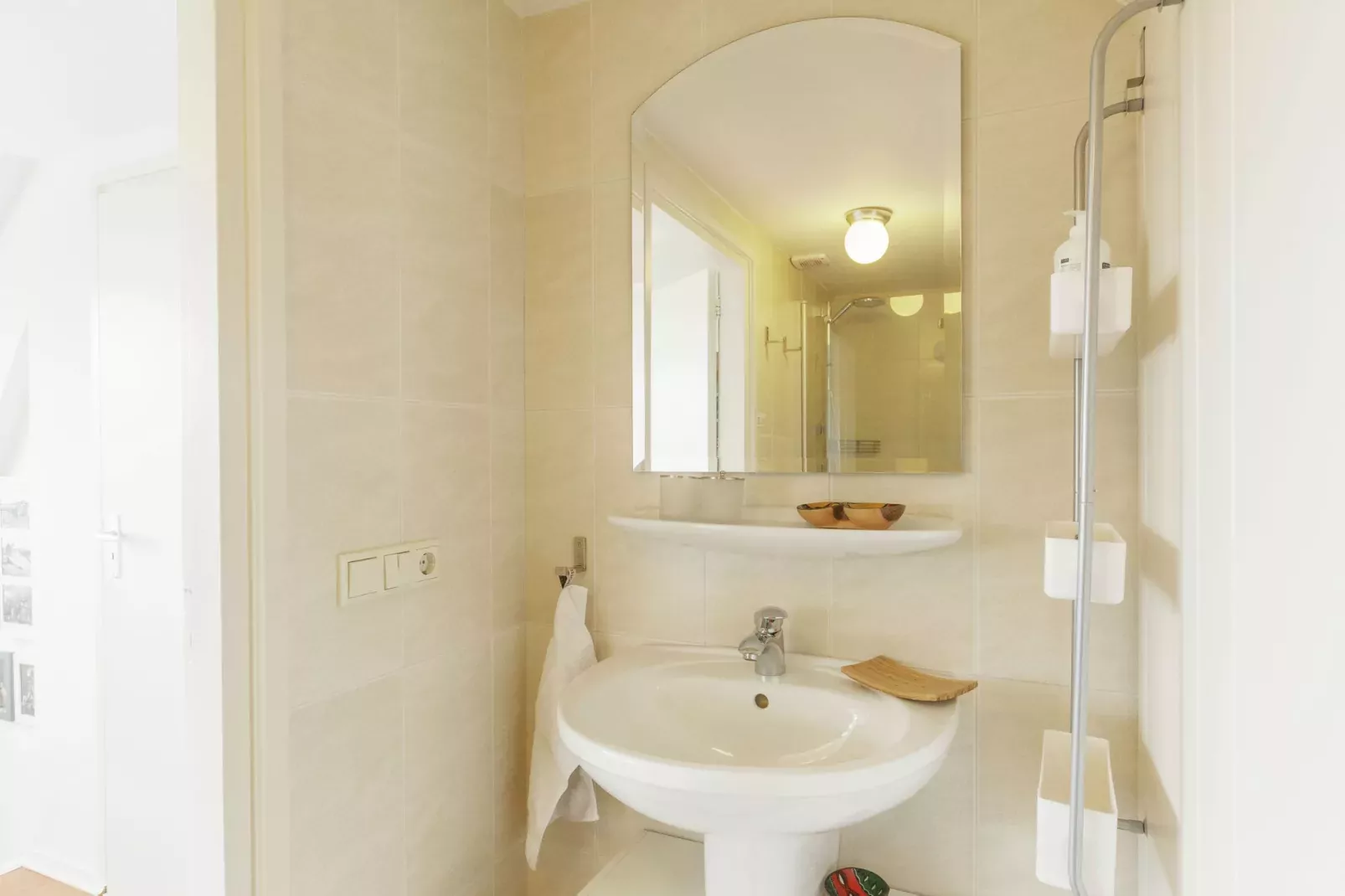 Smitske-Bathroom