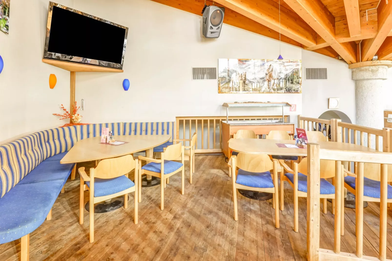 Haus Peppas-Dining room