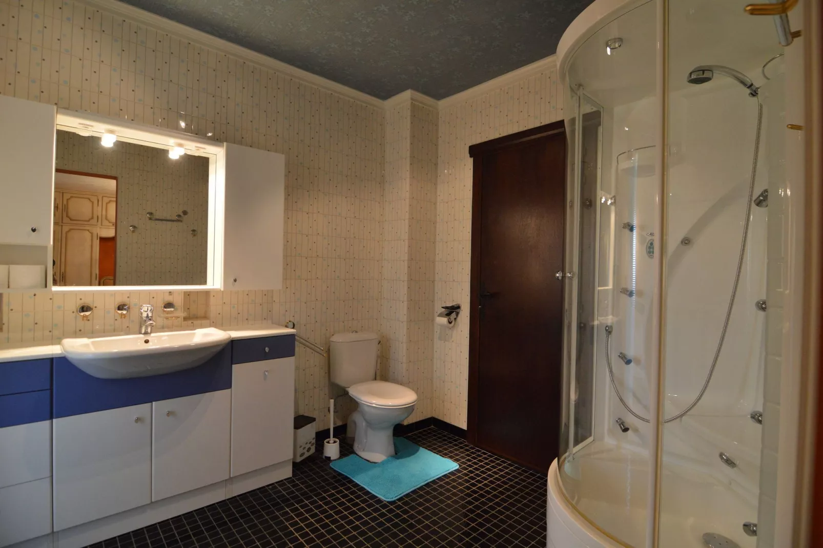 Le jardin de Marjolaine-Bathroom
