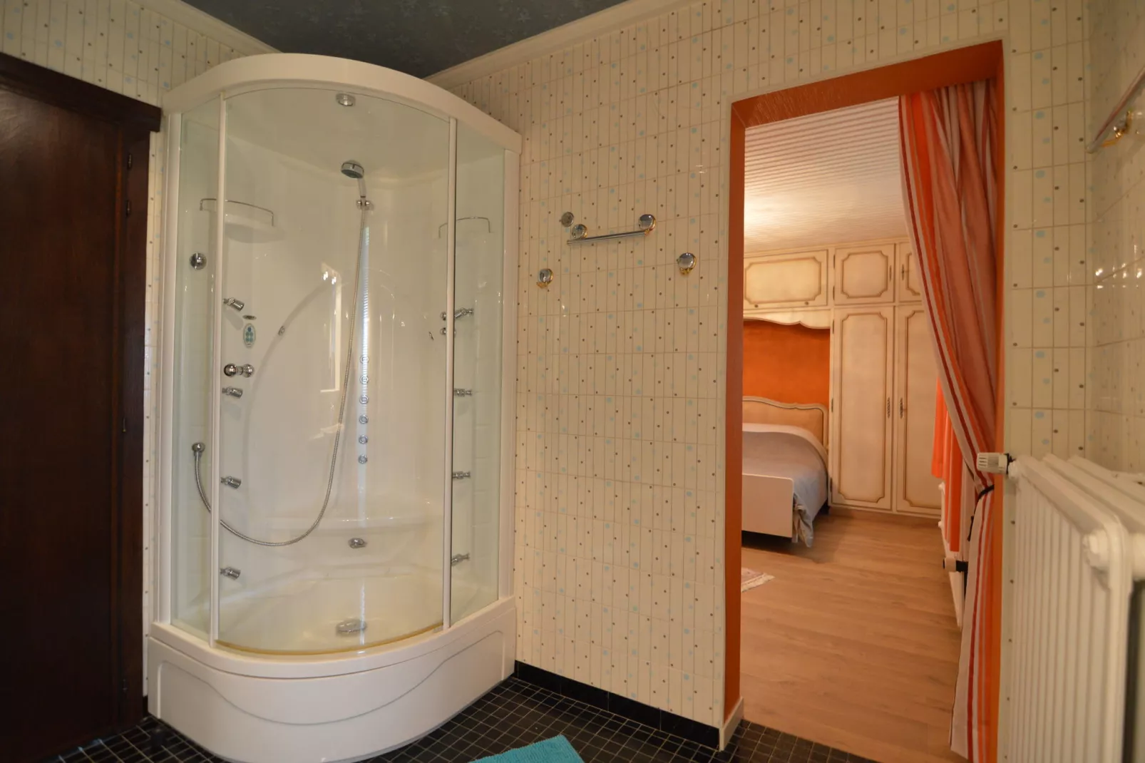 Le jardin de Marjolaine-Bathroom