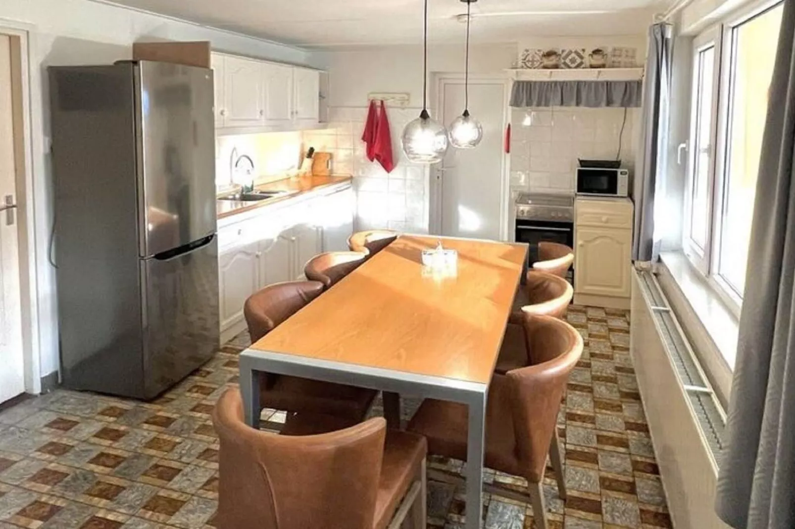 Bi-j Moppe Door-Dining room