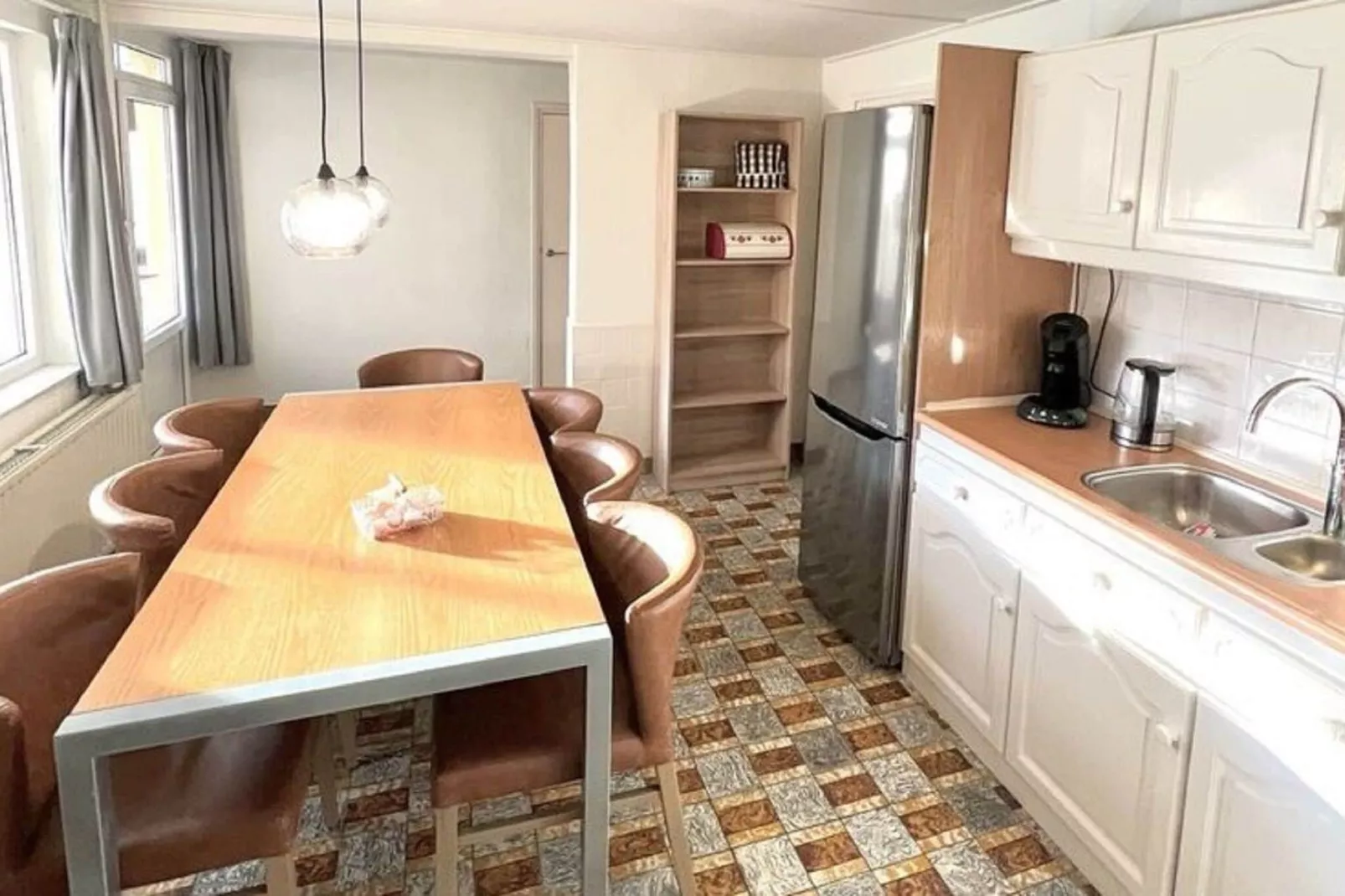 Bi-j Moppe Door-Dining room