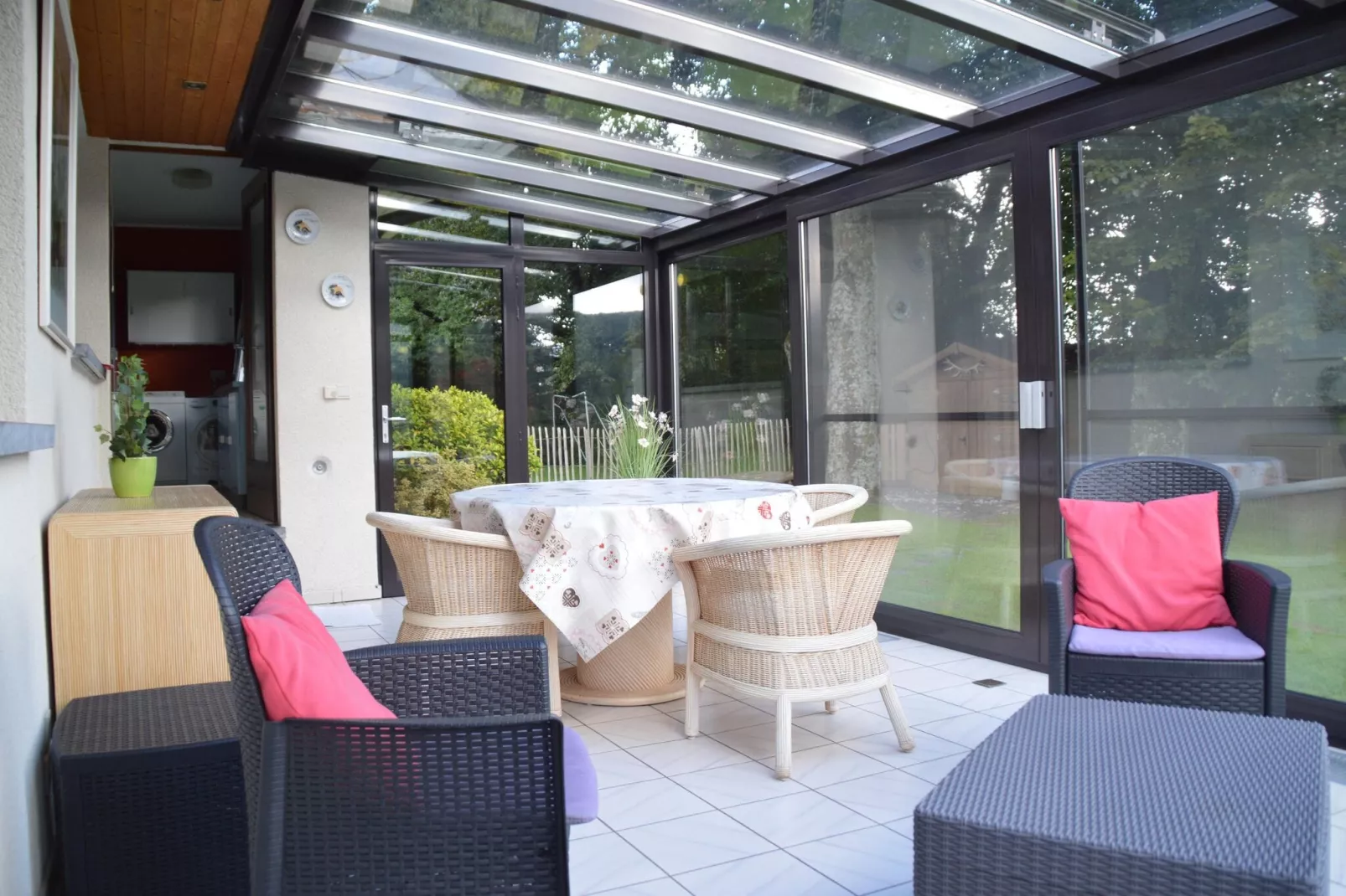 Le jardin de Marjolaine-Gardens summer