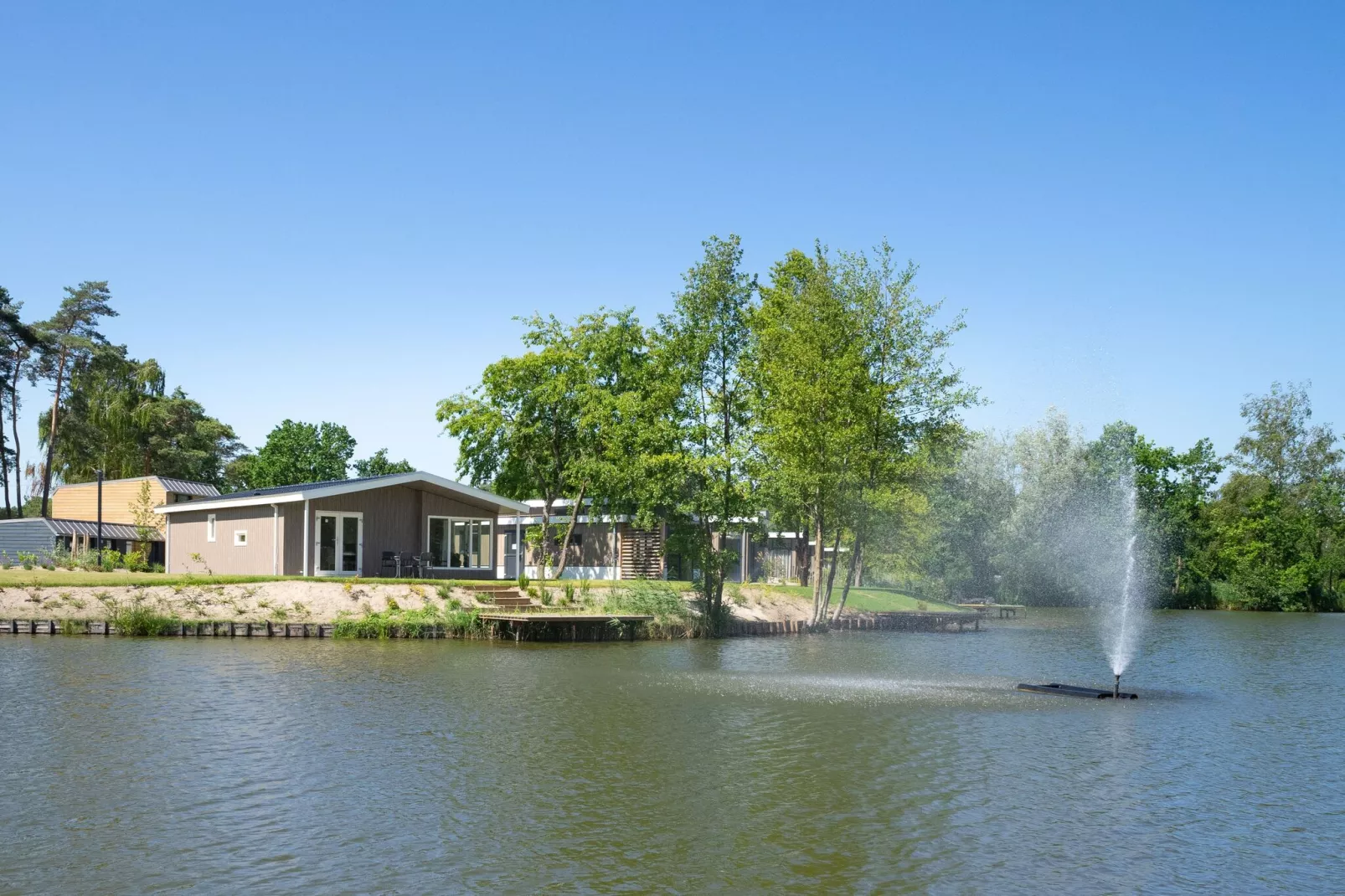 Resort Zilverstrand 3-Areas summer 1km