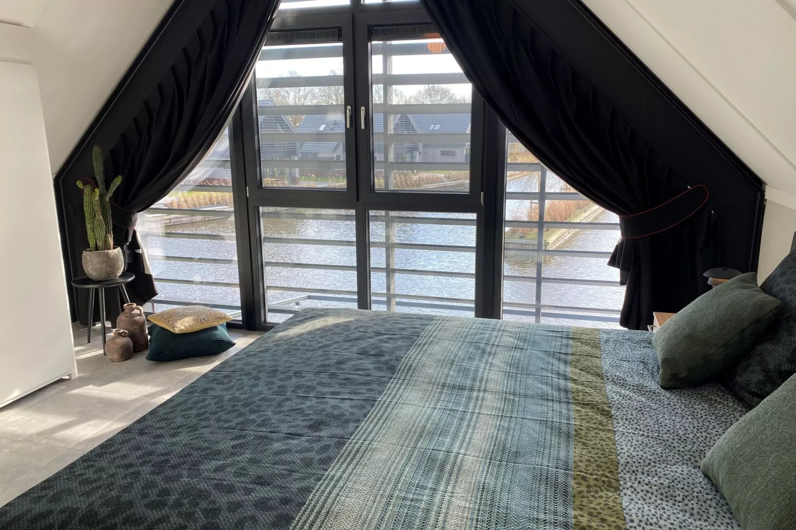 Watervilla Santjin-Schlafzimmer