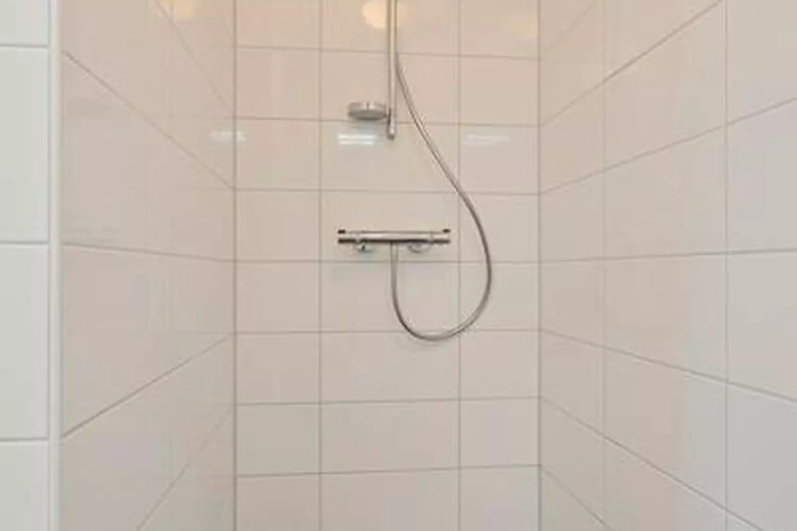 De Roodborst Huis Nr 31-Bathroom