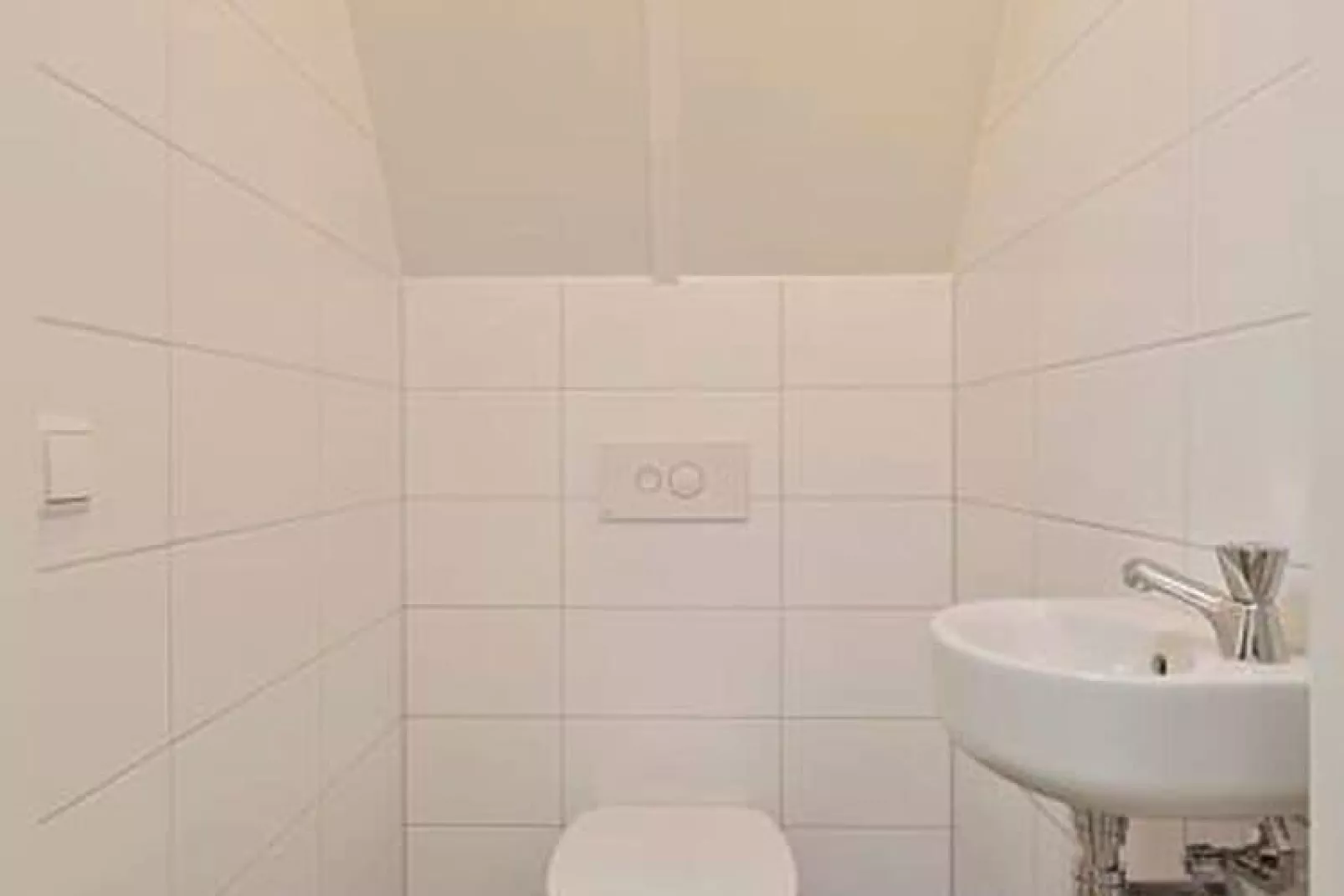 De Roodborst Huis Nr 31-Bathroom