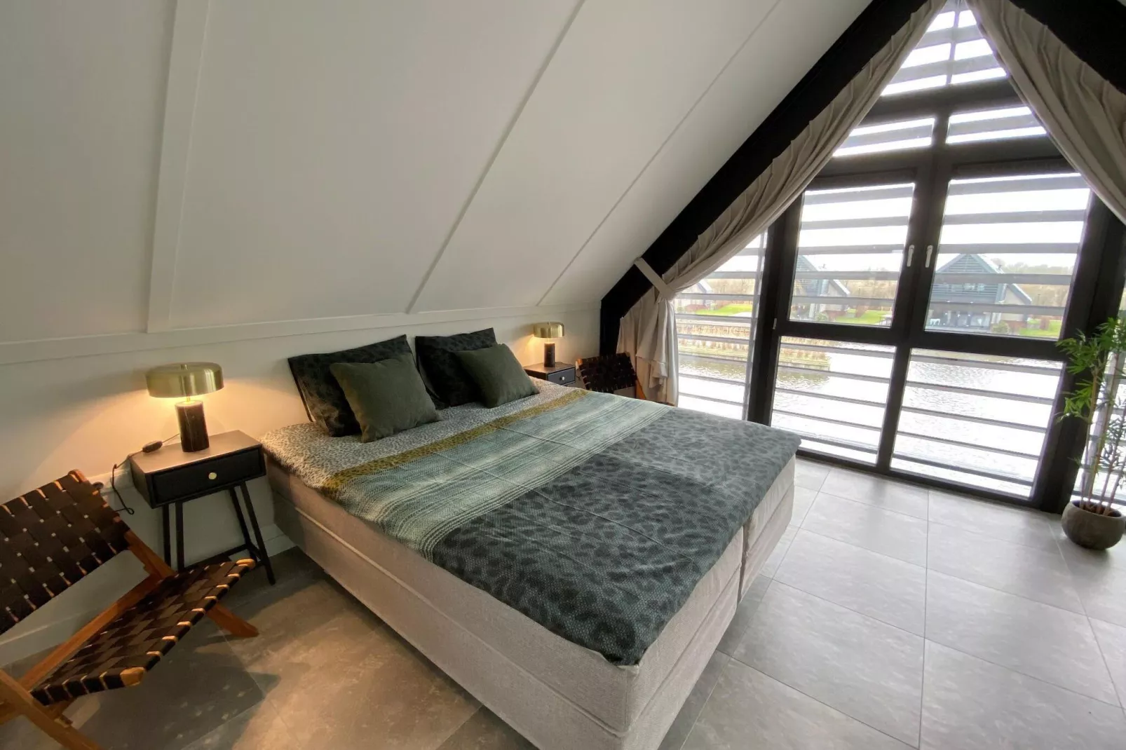 Watervilla Ien-Bedroom