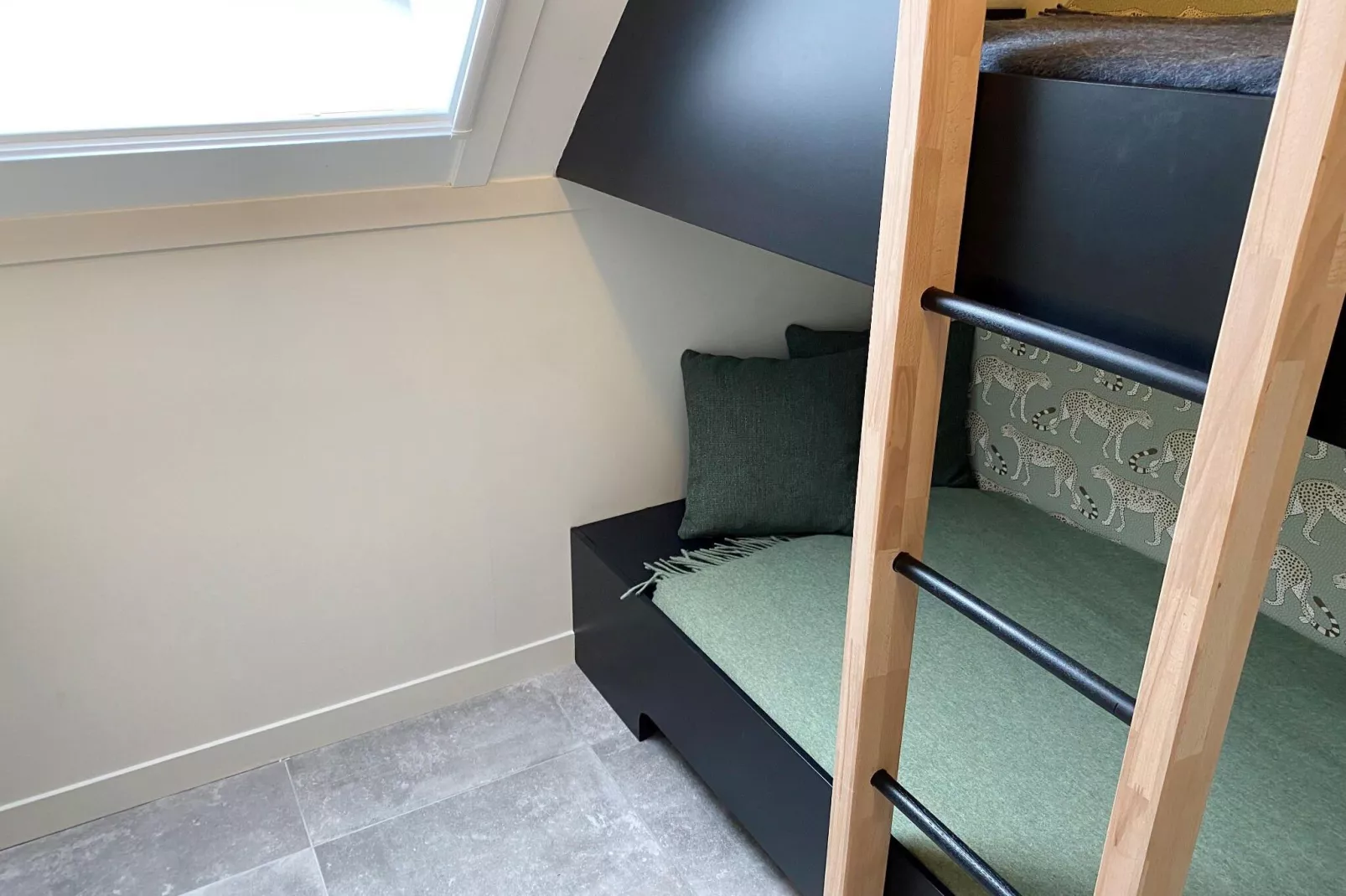 Watervilla Ien-Bedroom