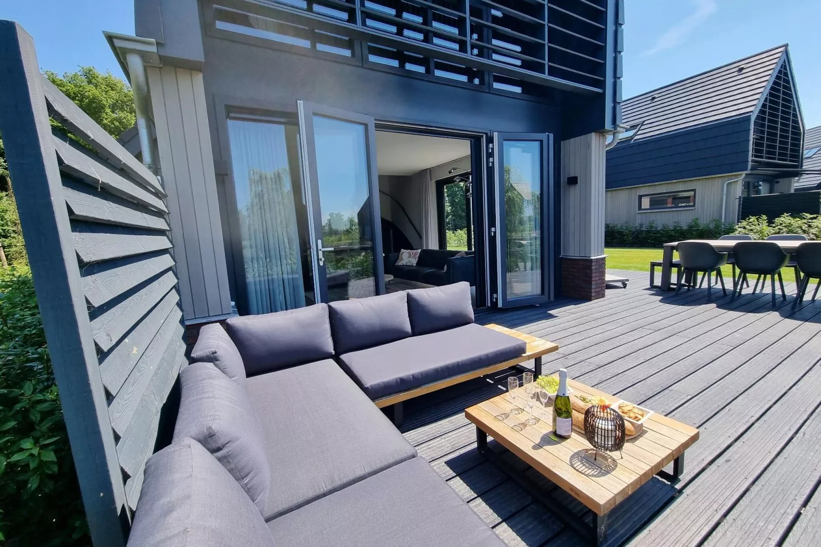 Watervilla Fiif-Terrassenbalkon