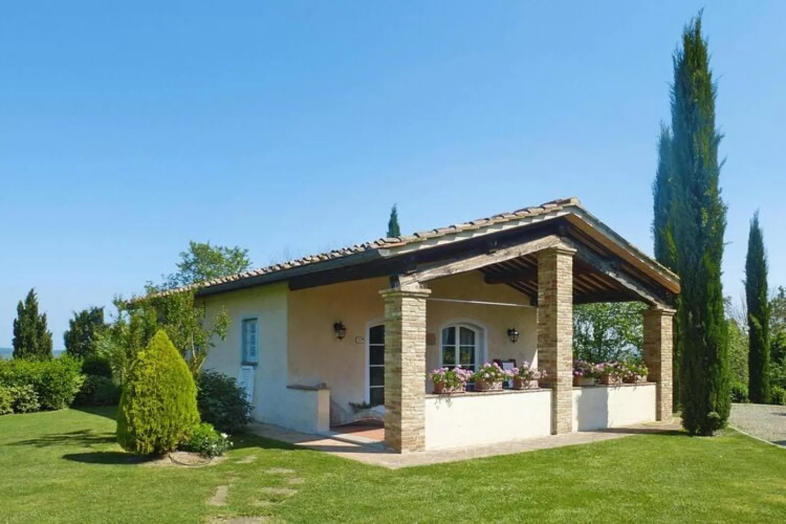 Ferienanlage Borgo della Meliana Gambassi Terme Typ Cottage-Außenbereich Sommer