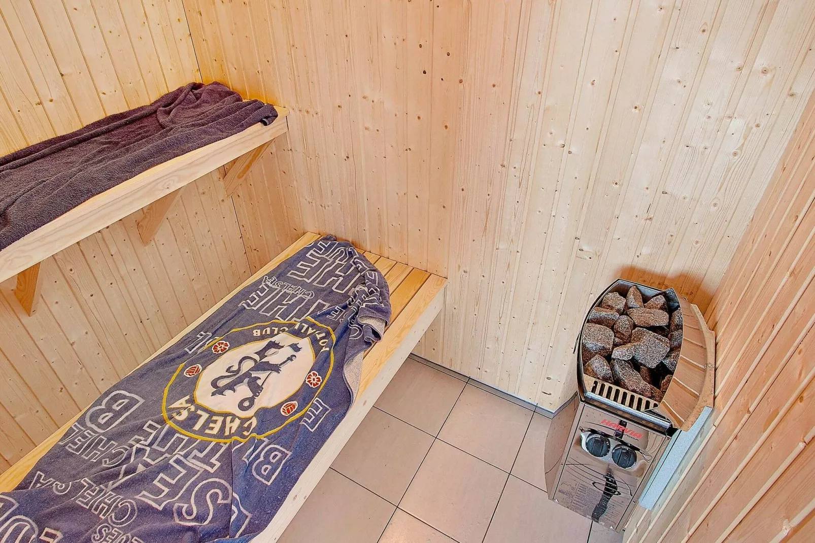 16 person holiday home in Glesborg-Sauna