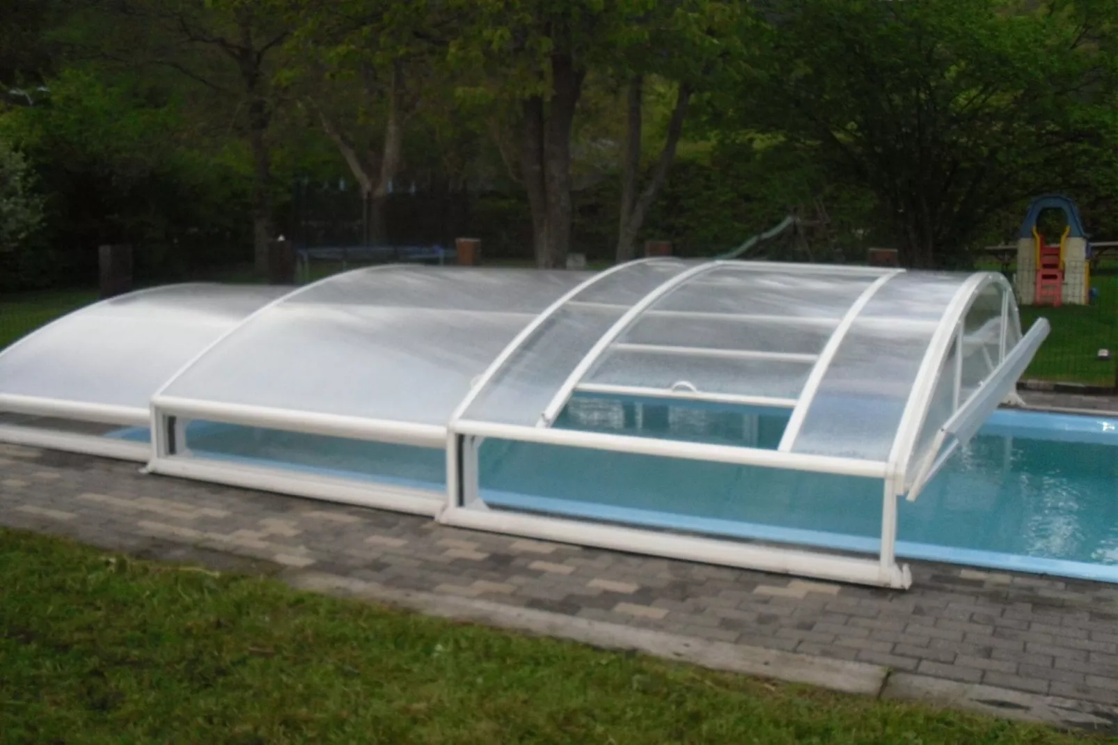 Le Laurier Rose-Schwimmbad