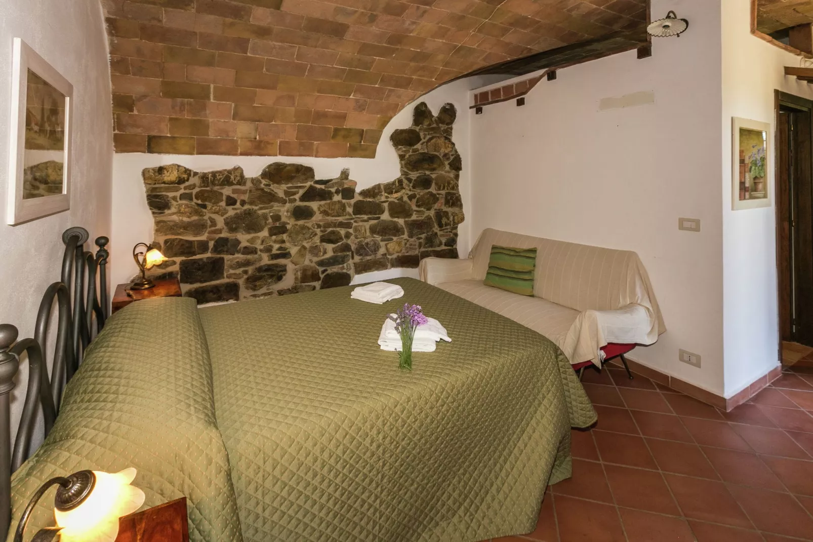 Clara-Bedroom