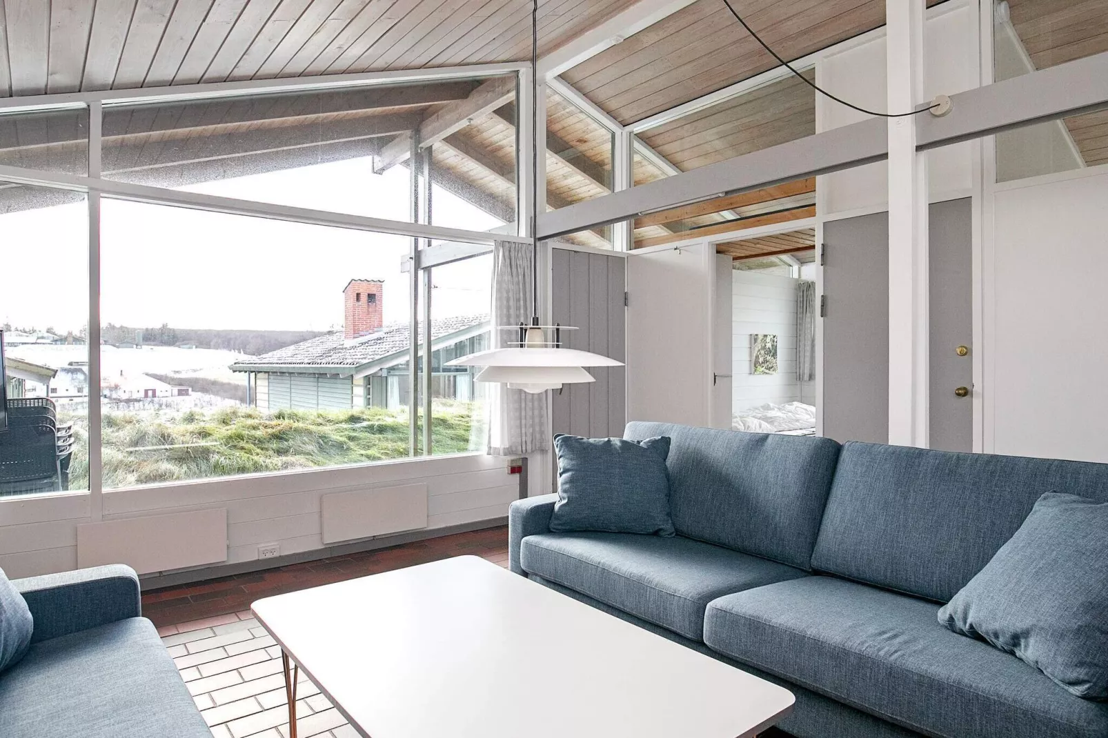 A-3½ room,renovated,close to beach-Indoor