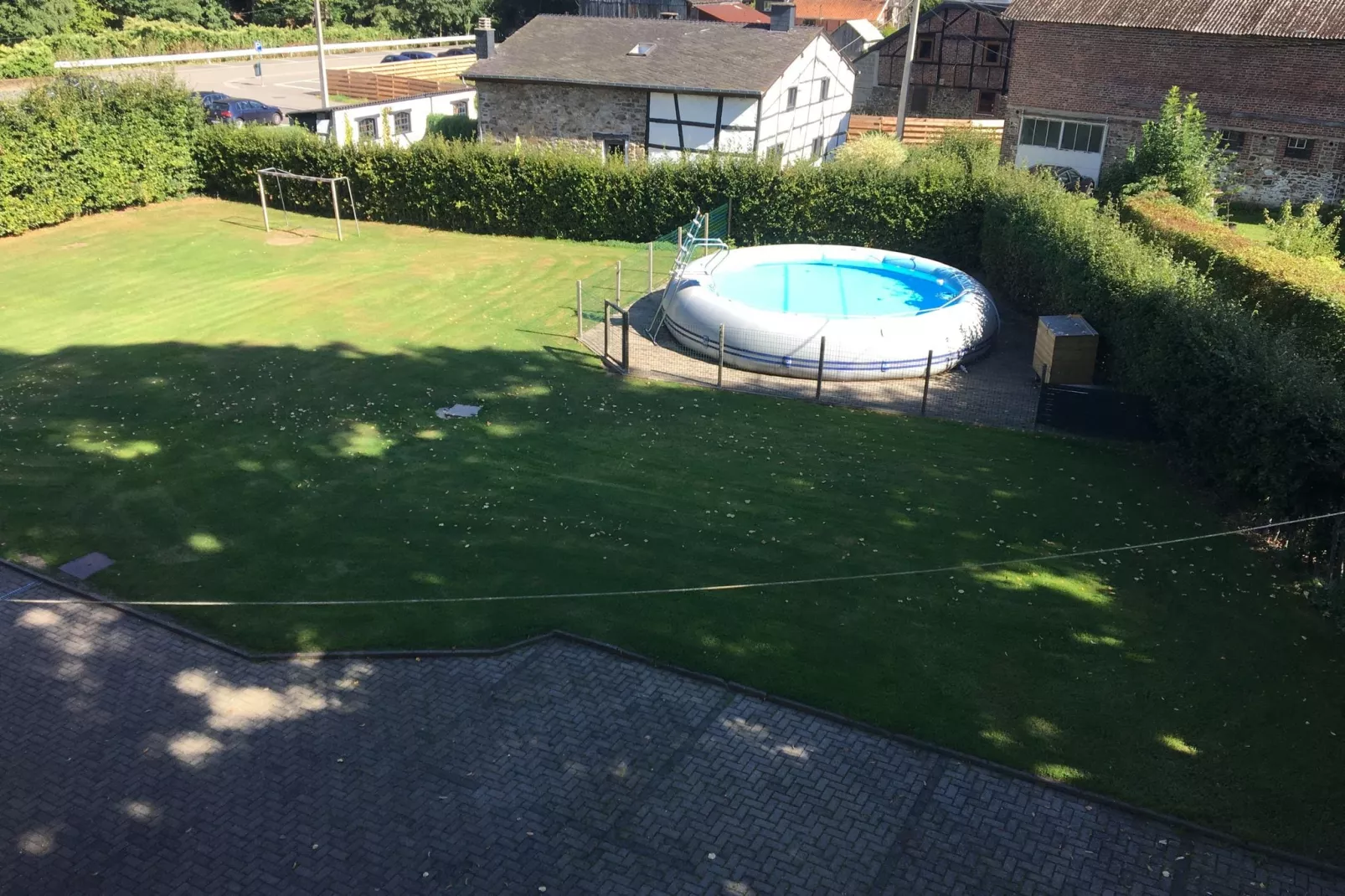Chez Anatole-Schwimmbad