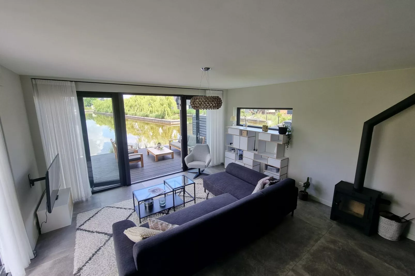 Watervilla Njoggen-Living room