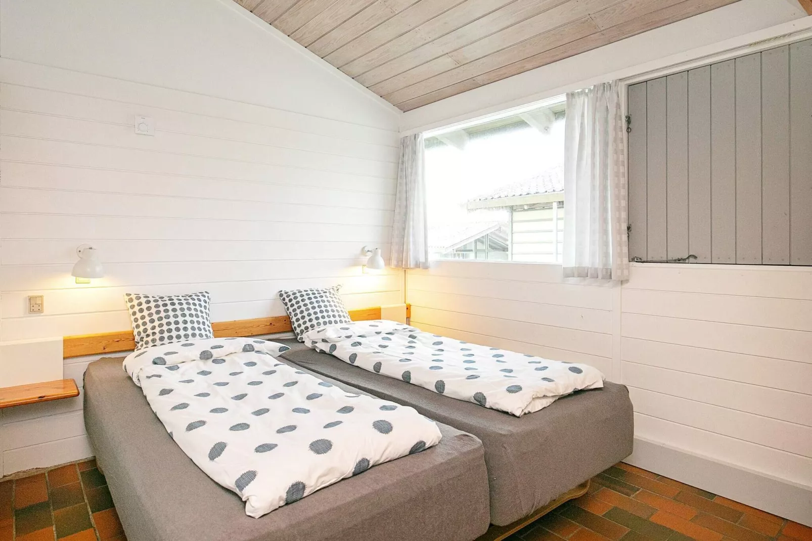 A-3½ room,renovated,close to beach-Indoor