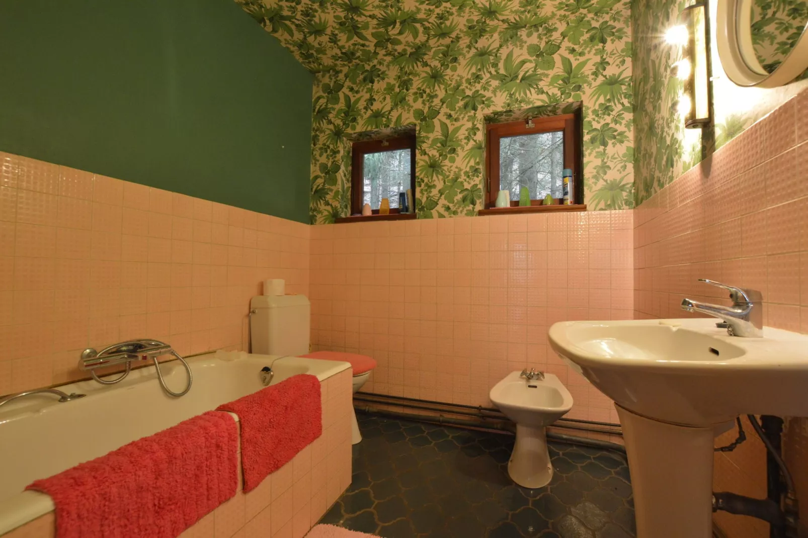 La Roche au Bois-Badezimmer