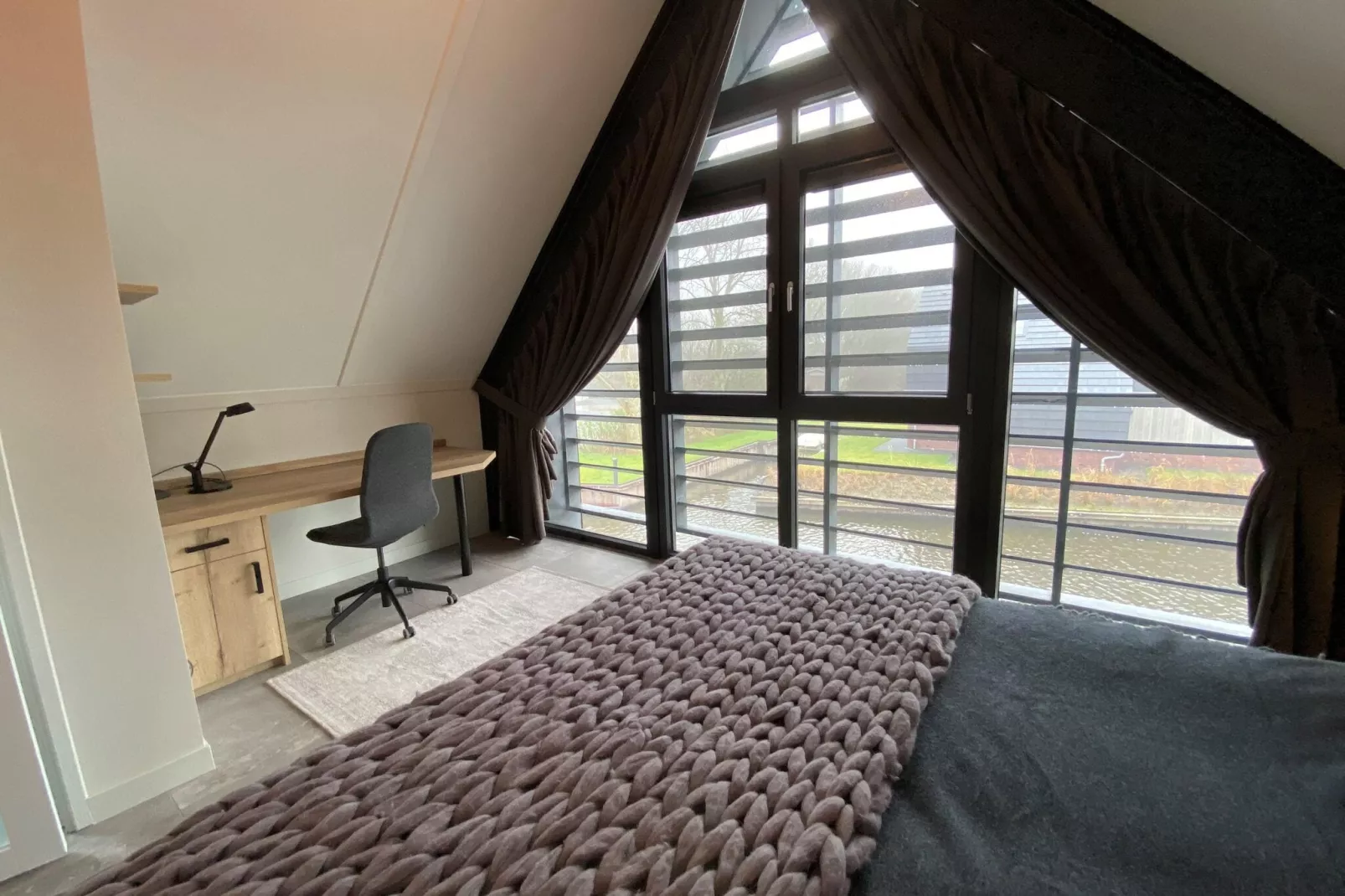 Watervilla Tweintich-Bedroom