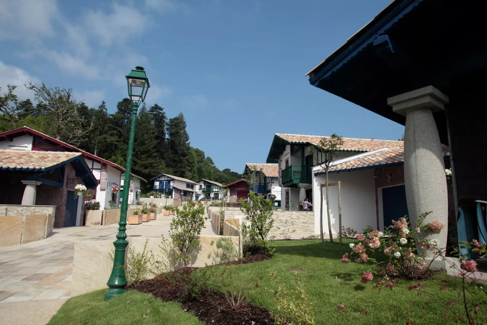 Domaine de Lana 1-Areas summer 1km