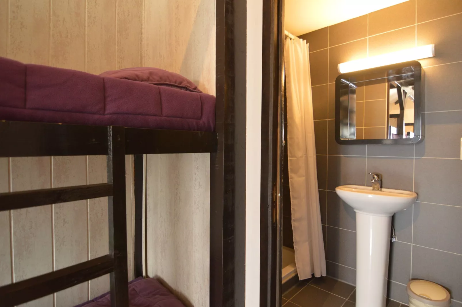 La Pole Position-Bathroom