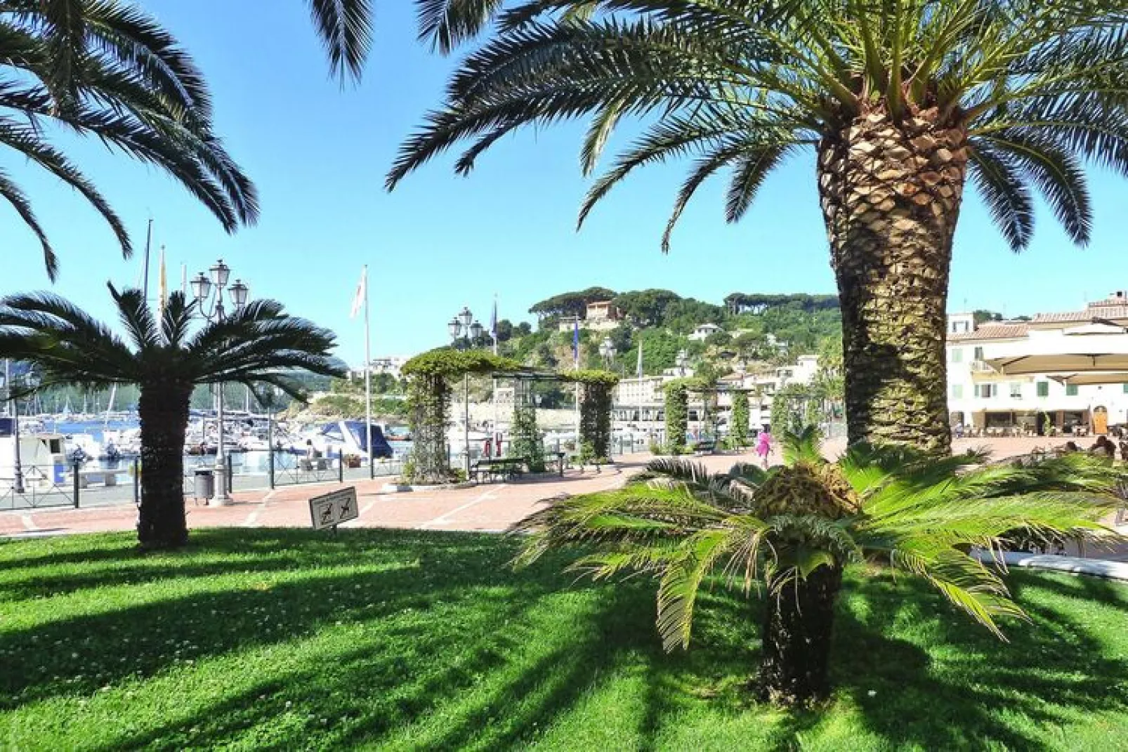 Villa Grassera Rio nell'Elba-Jardin d'été