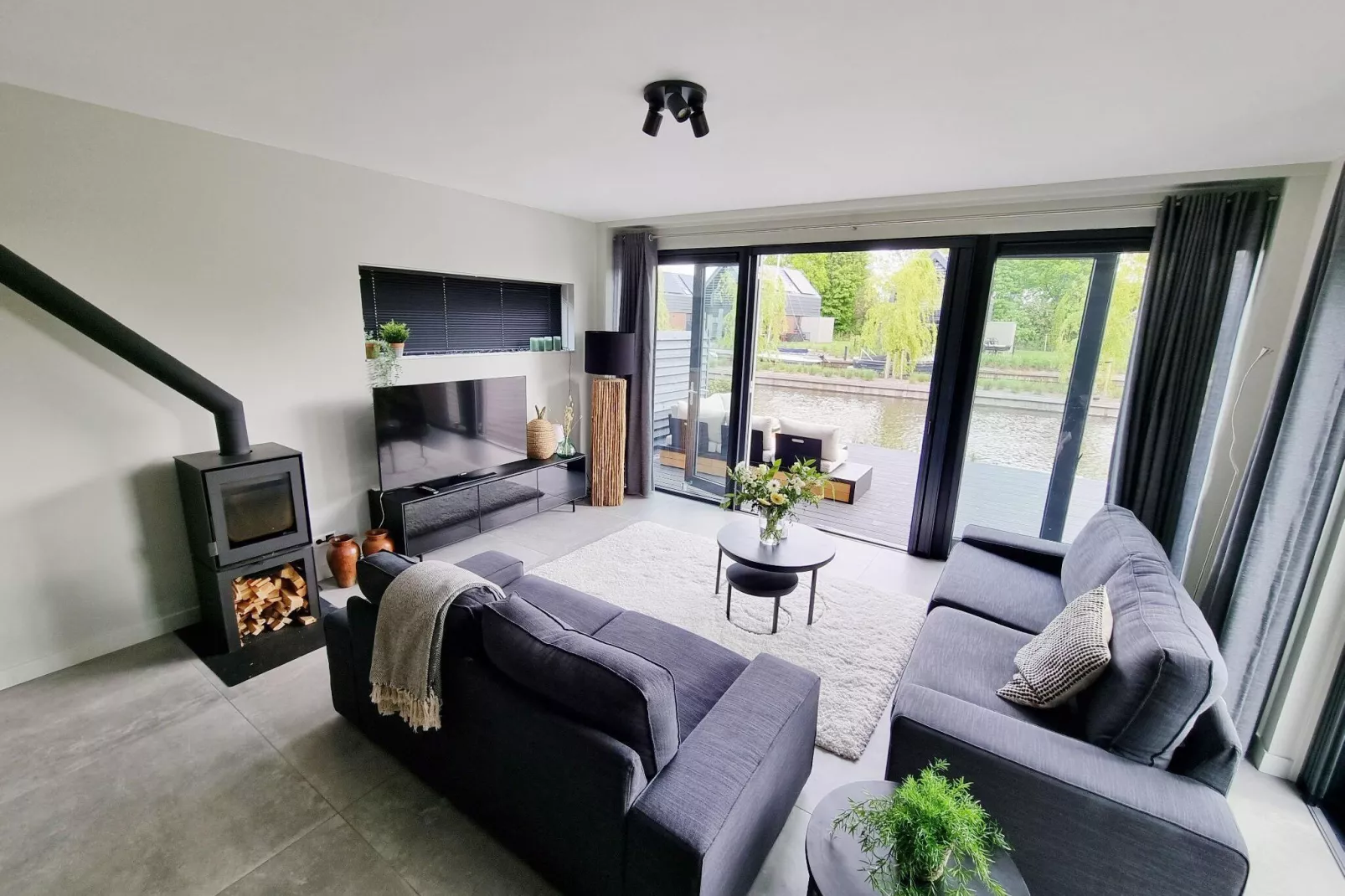 Watervilla Alve-Living room