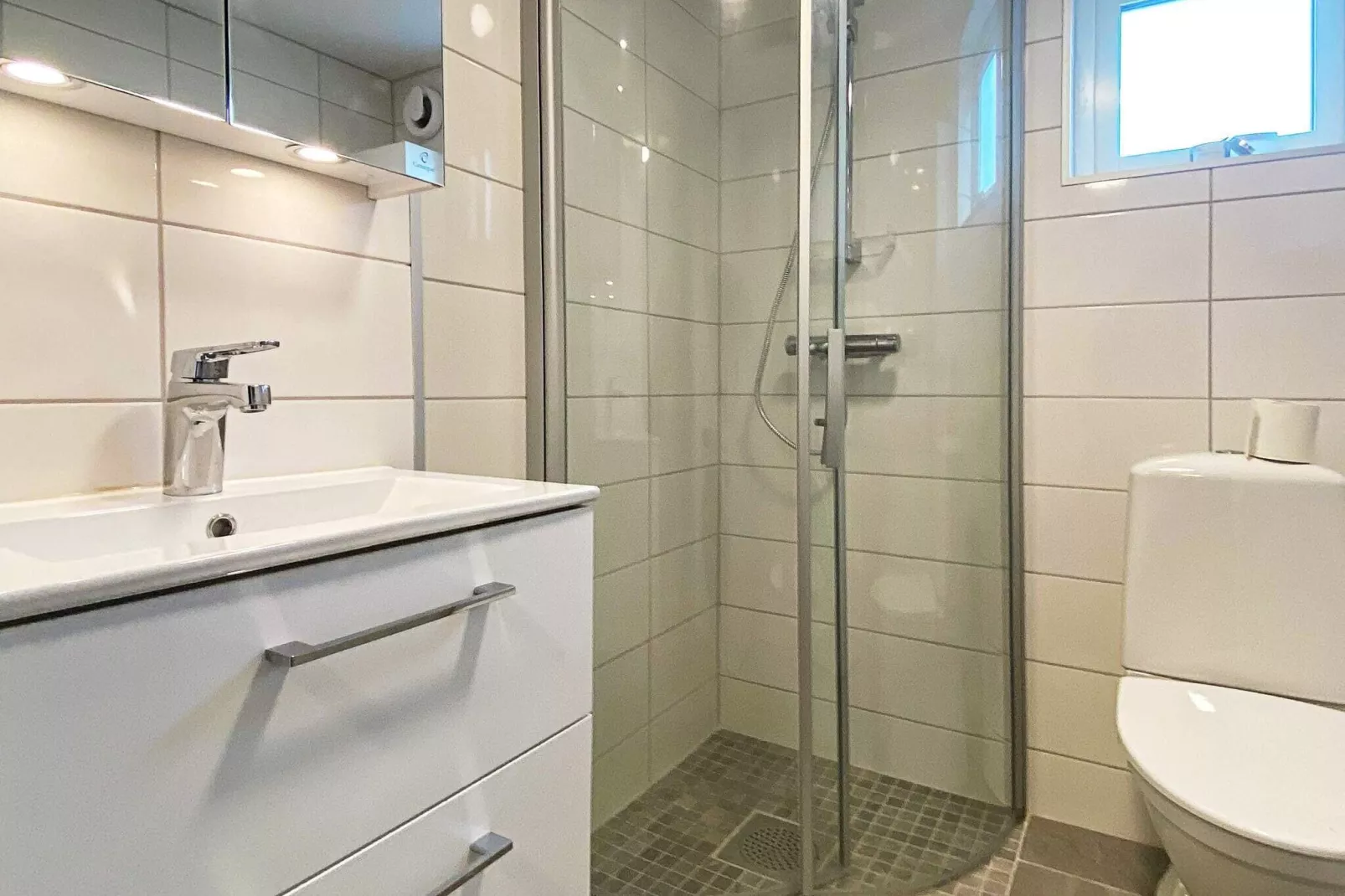 4 person holiday home in FÄRJESTADEN-Indoor