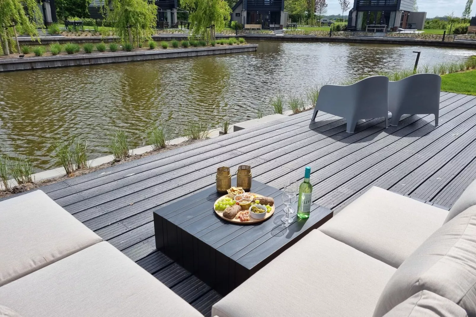 Watervilla Alve-Terrace balcony