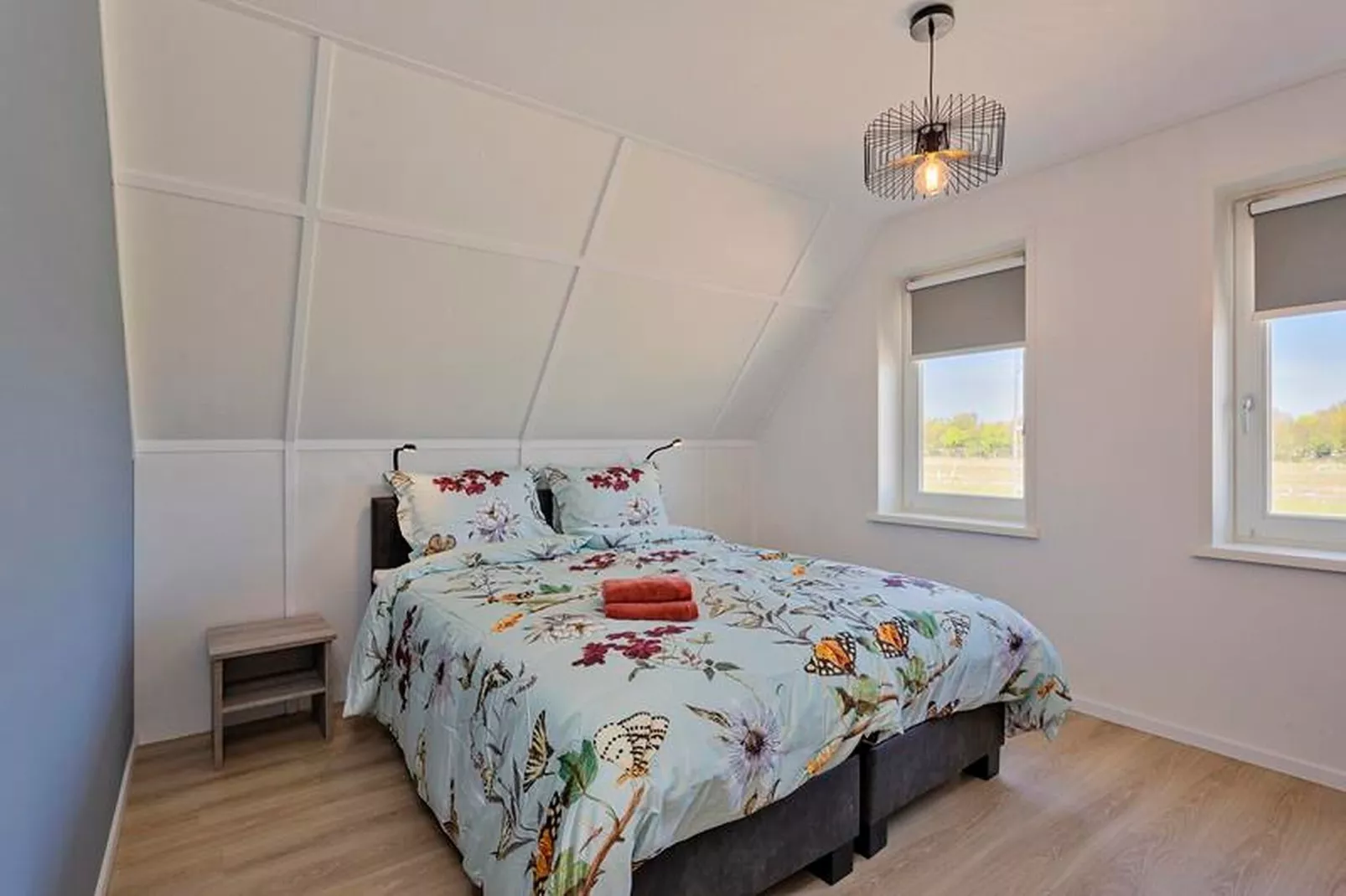 De IJsvogel Huis Nr 24-Bedroom