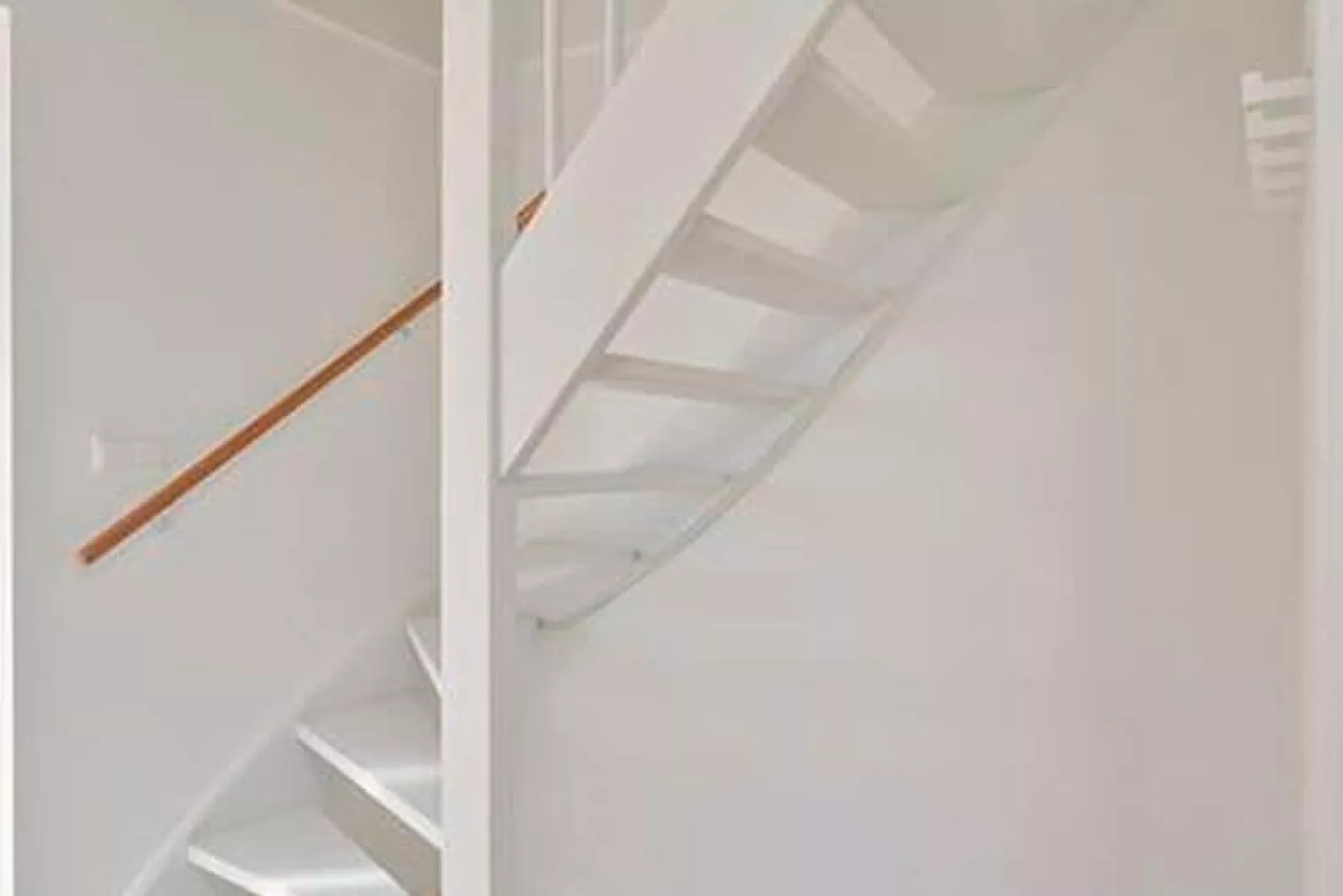 De IJsvogel Huis Nr 24-Landing