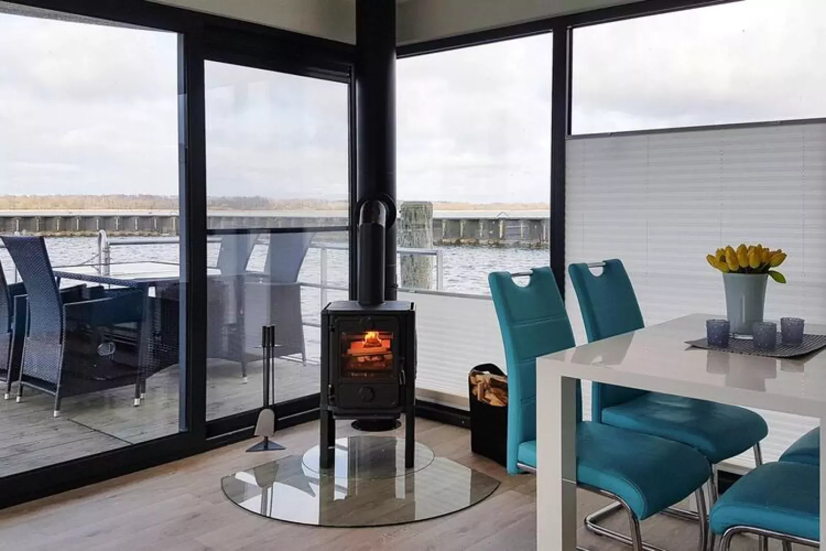 Houseboat Floating House "Leni", Ribnitz-Damgarten-Leni-Living room