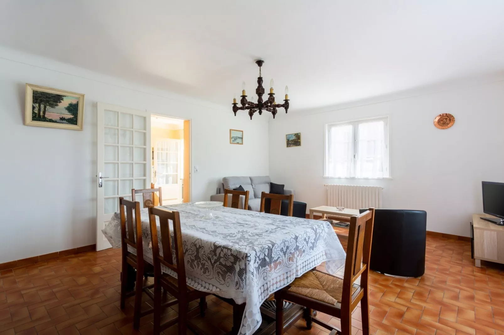 MAISON GURE AMETSA-Living room