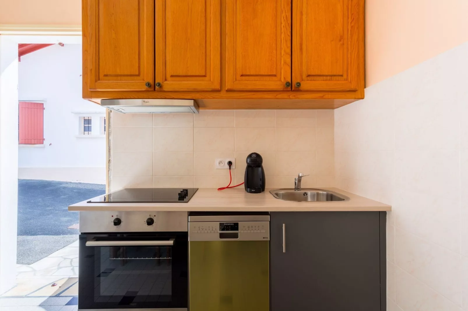 MAISON GURE AMETSA-Kitchen