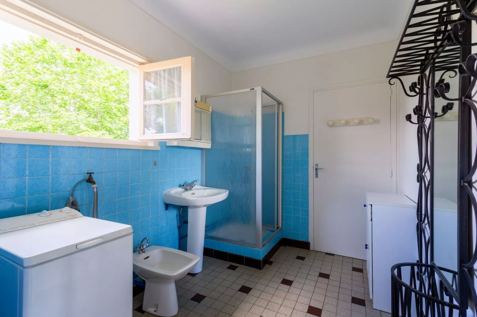 MAISON GURE AMETSA-Bathroom