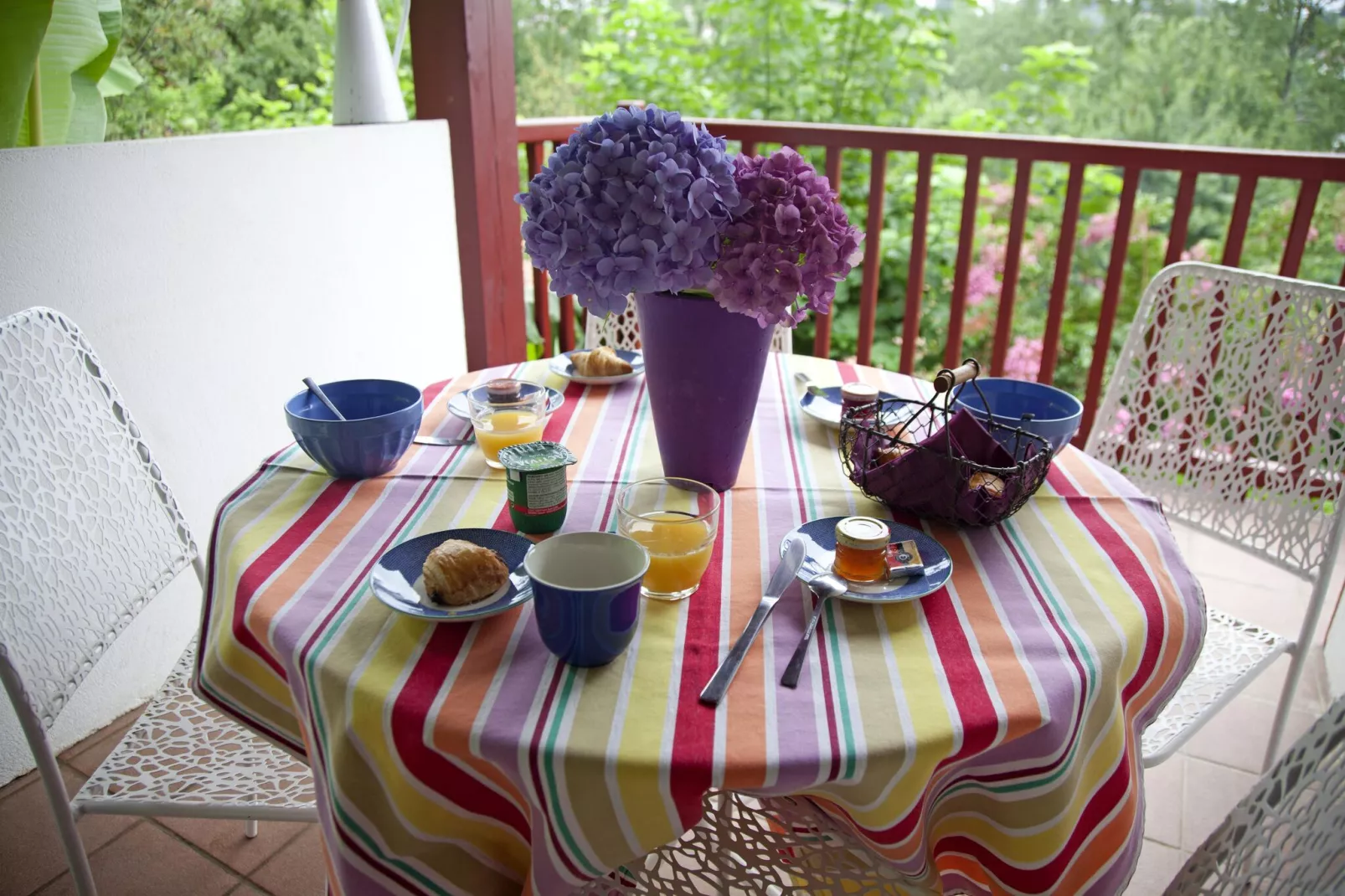 Les Collines Iduki 1-Terrace balcony