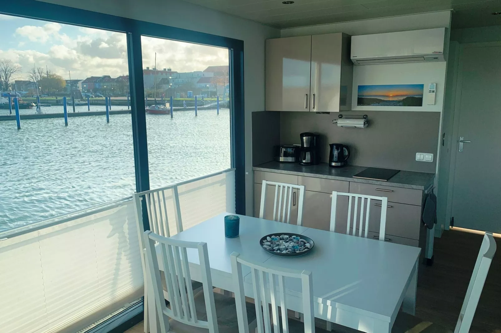 Houseboat Floating House Küstennebel 2 44 m²-Dining room