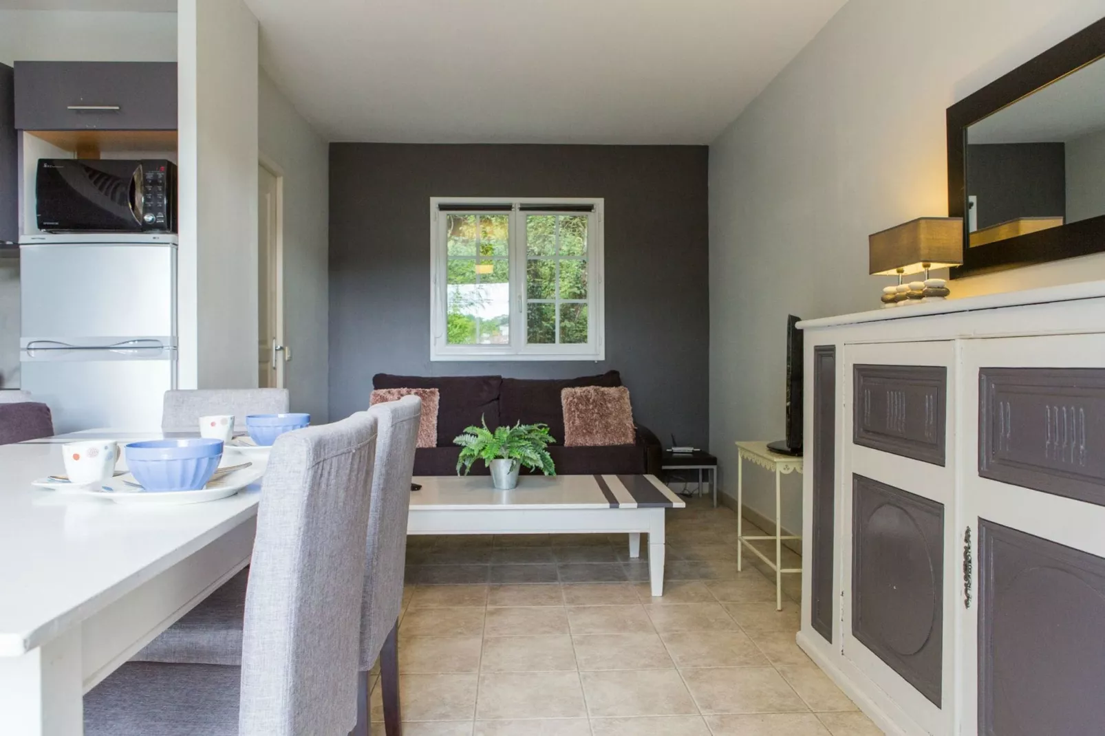 Les Collines Iduki 2-Living room