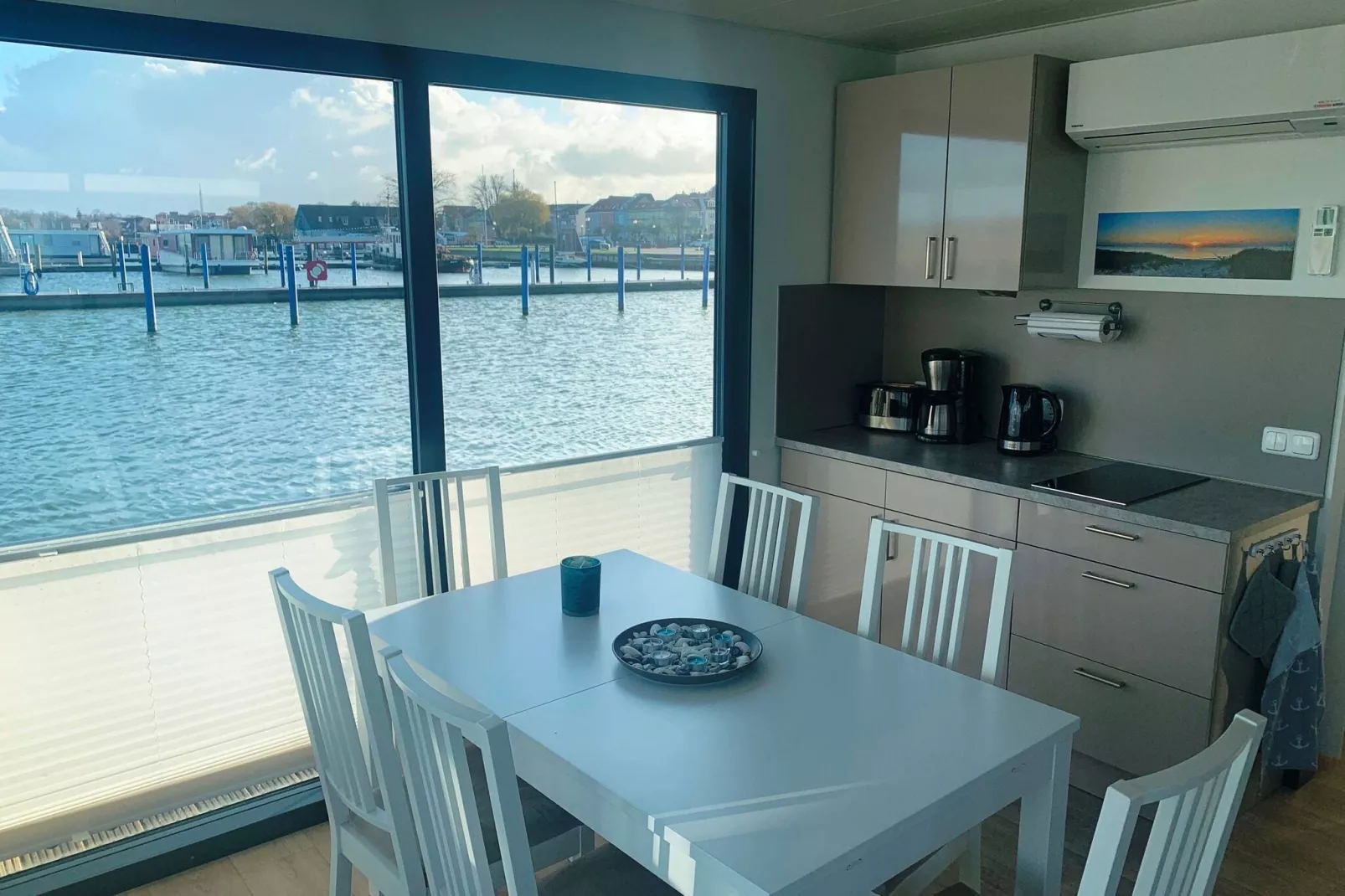 Houseboat Floating House Küstennebel 2 44 m²-Dining room