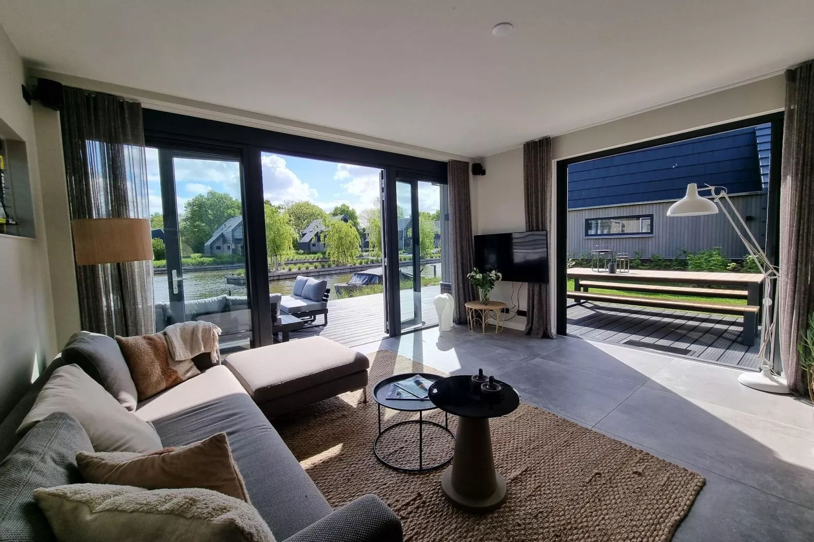 Watervilla Fiiftjin-Salon