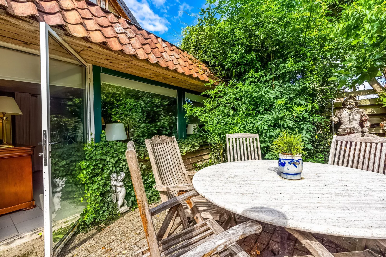 In de oude Bedstee-Terrace balcony