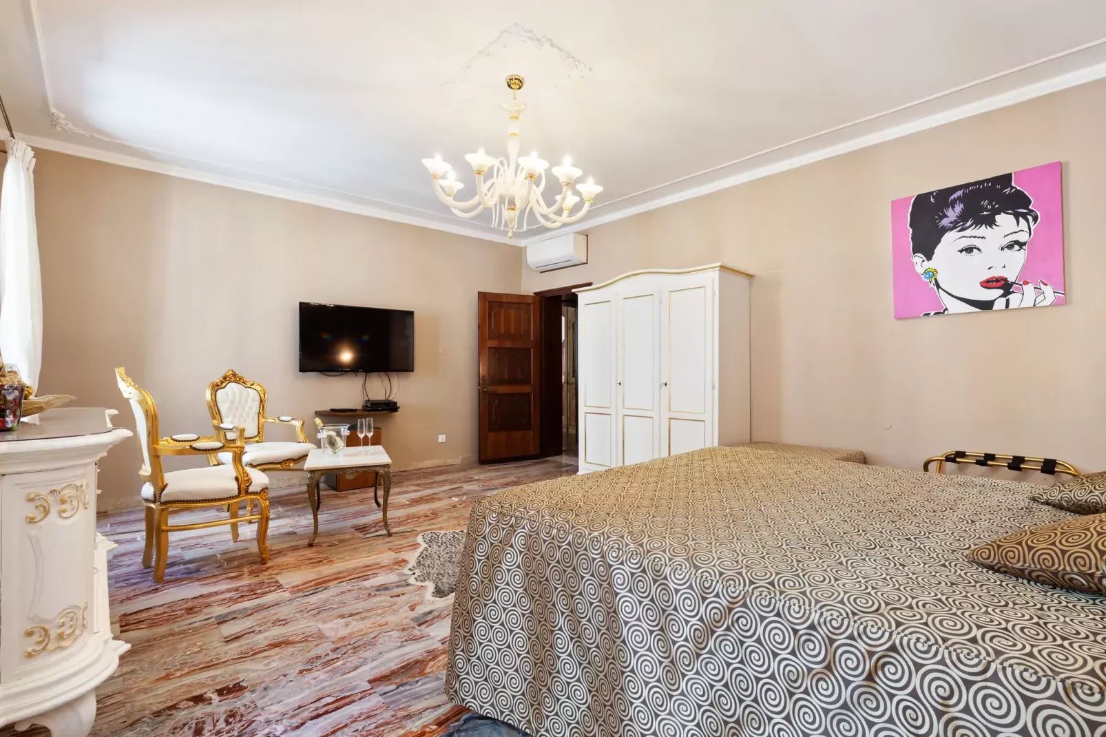 Ca' Del Cinema-Bedroom