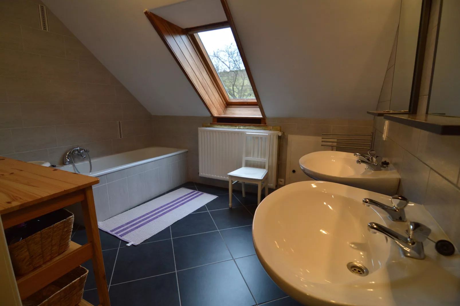 Les Croupets-Bathroom