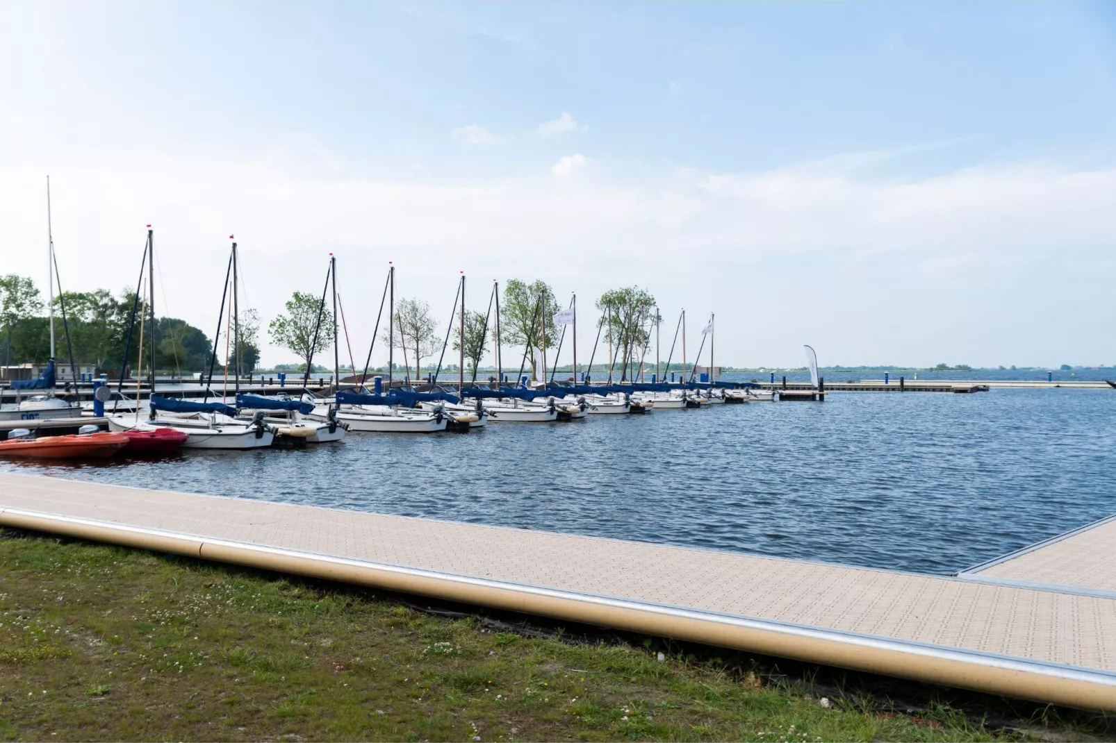 Houseboat Earrebarre - Paviljoenwei 1 - Offingawier-Areas summer 5km