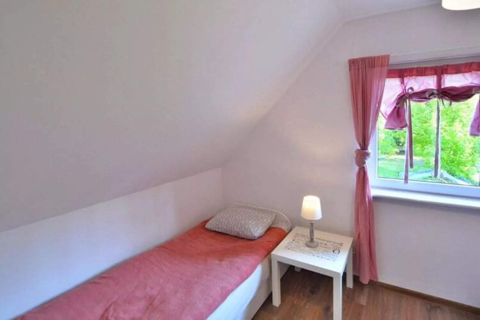 Domy wakacyjne Rusinowo-Schlafzimmer
