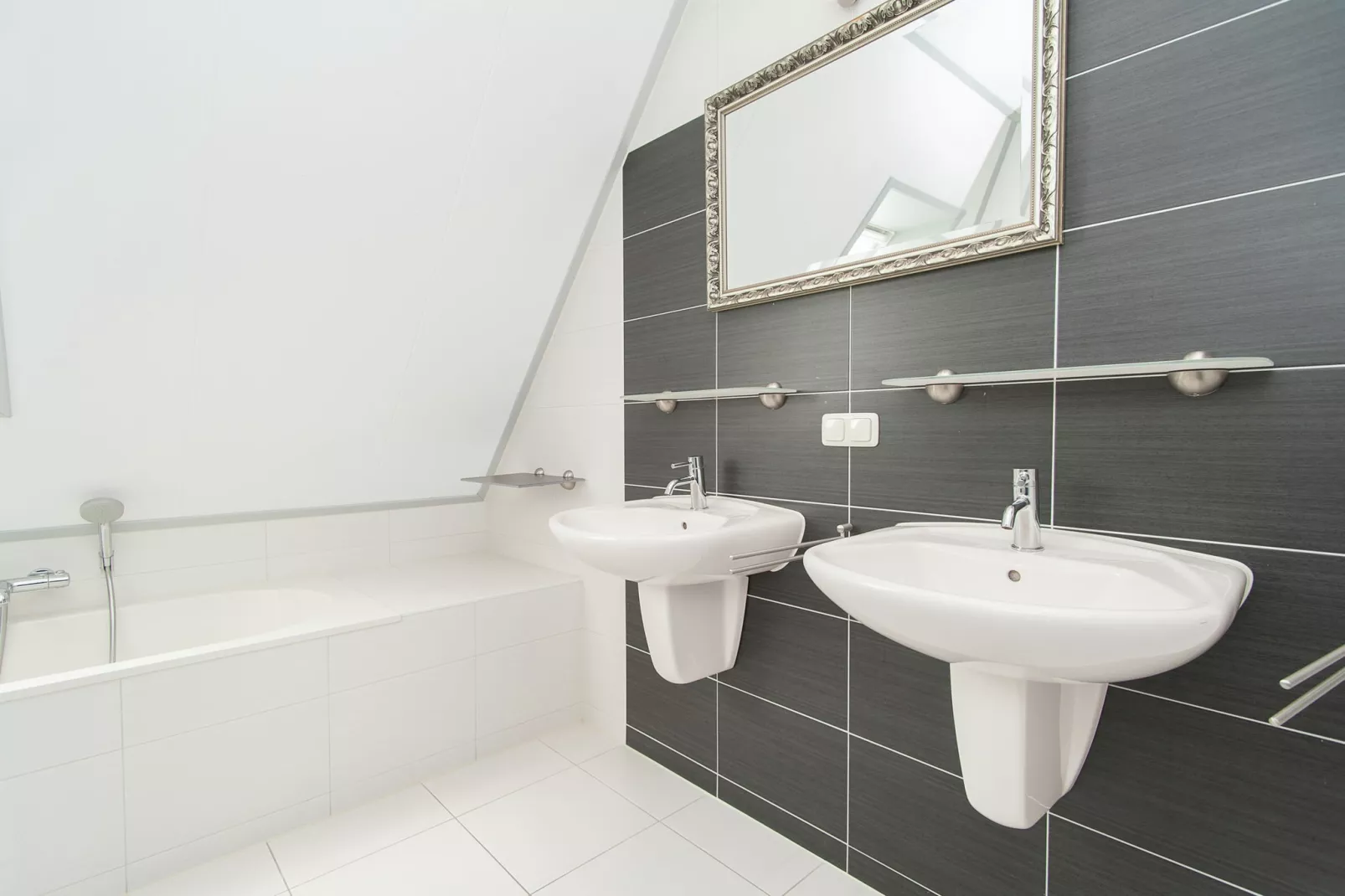 Hoeve Stolpwijk-Badezimmer