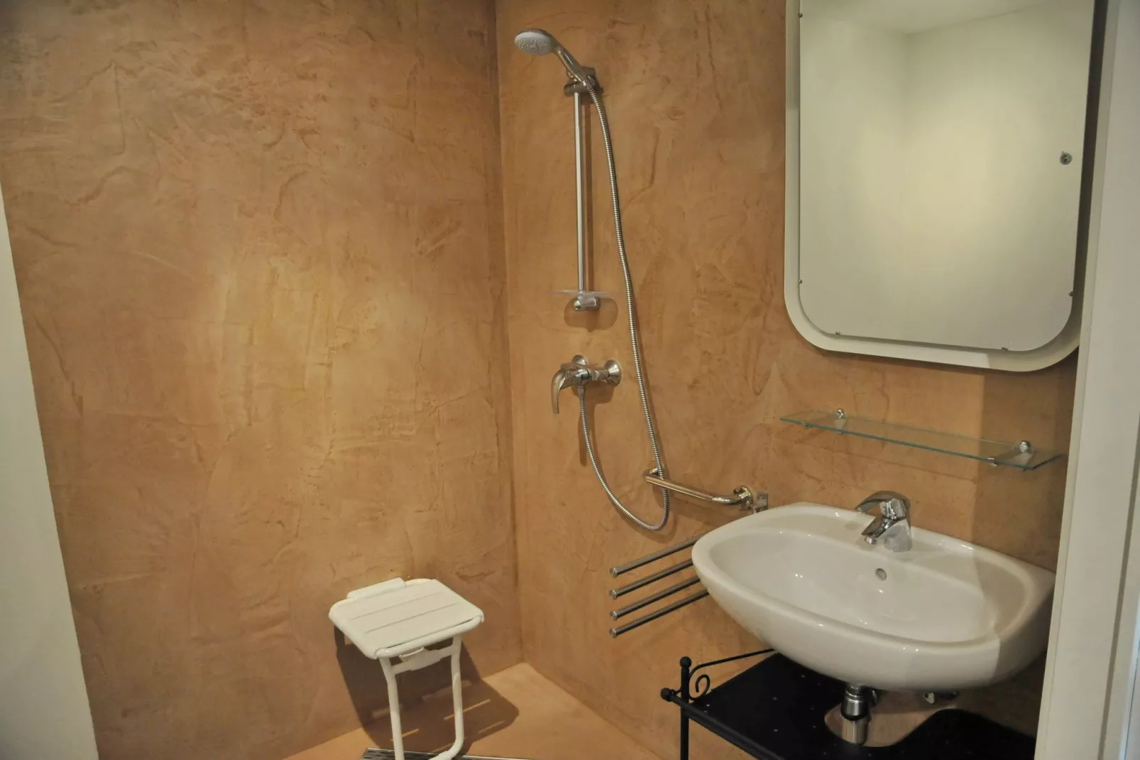 La Grange de Marcel-Bathroom
